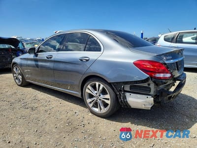 Drugie zdjęcie samochodu z przodu: 2017 MERCEDES-BENZ C 300 VIN:55SWF4JB9HU232835 - miniatura