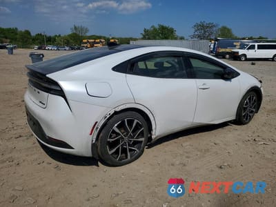 Trzecie zdjęcie samochodu z tyłu: 2023 TOYOTA PRIUS PRIME XSE VIN:JTDACACU3P3005086 - miniatura