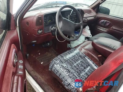 Zdjęcie 8 z 12 samochodu: 1996 CHEV GMT-400 VIN:1GCEC14R1TZ111233 - miniatura