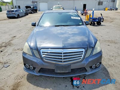Piąte zdjęcie samochodu w środku: 2010 MERCEDES-BENZ E 350 4MATIC VIN:WDDHF8HB9AA133492 - miniatura