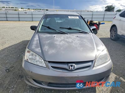 Piąte zdjęcie samochodu w środku: 2005 HONDA CIVIC DX VP VIN:2HGES16305H514815 - miniatura