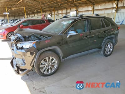 2021 TOYOTA RAV4 XLE 2T3W1RFV2MC167204 - główne zdjęcie licytacji z USA - miniatura