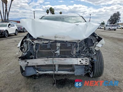 Piąte zdjęcie samochodu w środku: 2018 TOYOTA HIGHLANDER HYBRID XLE VIN:5TDJGRFH7JS042293 - miniatura