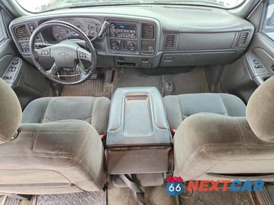 Zdjęcie 8 z 13 samochodu: 2004 CHEVROLET SILVERADO K2500 VIN:1GCGK29U04Z179796 - miniatura