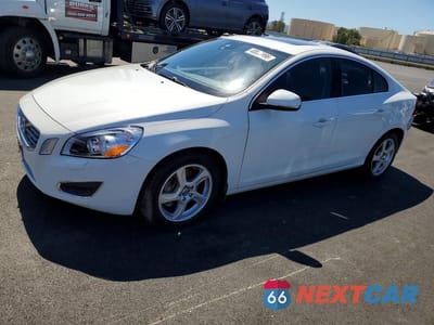 2012 VOLVO S60 T5 YV1622FS6C2122261 - główne zdjęcie licytacji z USA - miniatura