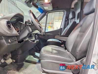 Zdjęcie 7 z 13 samochodu: 2024 MERCEDES BENZ SPRINTER 2500 DELIVERY VAN VIN:W1Y4KCHY0RT192633 - miniatura