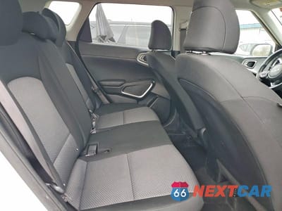 Zdjęcie 11 z 13 samochodu: 2023 KIA SOUL LX VIN:KNDJ23AU2P7868102 - miniatura