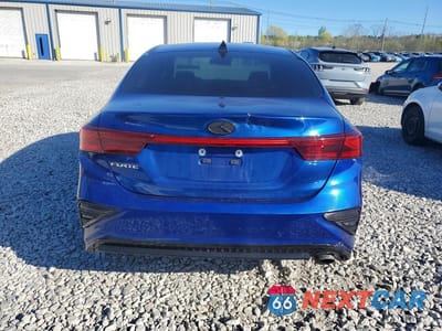 Drugie zdjęcie samochodu z przodu: 2019 KIA FORTE LXS VIN:3KPF24AD8KE024294 - miniatura