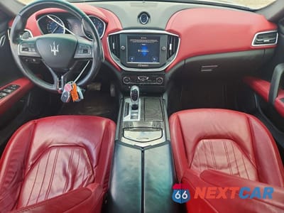 Zdjęcie 8 z 13 samochodu: 2015 MASERATI GHIBLI S VIN:ZAM57RTAXF1131655 - miniatura