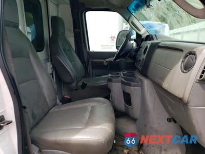 Zdjęcie 7 z 11 samochodu: 2010 FORD E350 UTILITY / SERVICE TRUCK VIN:1FDSE3FL6ADA49285 - miniatura