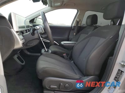 Zdjęcie 7 z 13 samochodu: 2022 HYUNDAI IONIQ 5 SE VIN:KM8KM4AE8NU056469 - miniatura