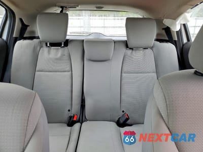 Zdjęcie 10 z 13 samochodu: 2019 HONDA HR-V LX VIN:3CZRU5H39KG700731 - miniatura