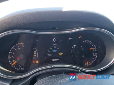 Zdjęcie 9 z 12 samochodu: 2018 JEEP GRAND CHEROKEE LAREDO VIN:1C4RJFAG4JC319629 - miniatura