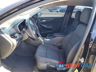 Zdjęcie 7 z 12 samochodu: 2018 CHEVROLET MALIBU LS VIN:1G1ZB5ST7JF293280 - miniatura