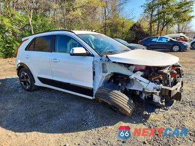 Czwarte zdjęcie samochodu z boku: 2024 KIA NIRO EV WIND VIN:KNDCR3L12R5122481 - miniatura