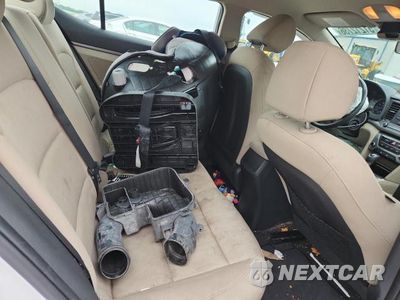 Zdjęcie 10 z 12 samochodu: 2018 HYUNDAI ELANTRA SE VIN:KMHD74LFXJU446103 - miniatura
