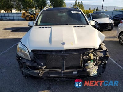 Piąte zdjęcie samochodu w środku: 2013 MERCEDES-BENZ GL 450 4MATIC VIN:4JGDF7CE7DA196224 - miniatura