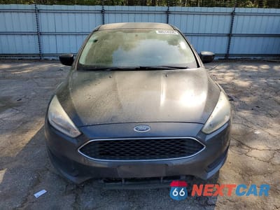 Piąte zdjęcie samochodu w środku: 2016 FORD FOCUS S VIN:1FADP3E26GL224011 - miniatura