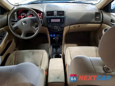 Zdjęcie 8 z 12 samochodu: 2005 HONDA ACCORD LX VIN:1HGCM56475A066394 - miniatura