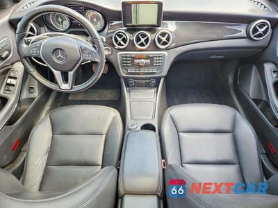 Zdjęcie 8 z 12 samochodu: 2014 MERCEDES-BENZ CLA 250 4MATIC VIN:WDDSJ4GB3EN097733 - miniatura