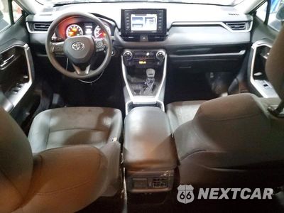 Zdjęcie 8 z 13 samochodu: 2021 TOYOTA RAV4 XLE VIN:2T3P1RFV5MW145653 - miniatura