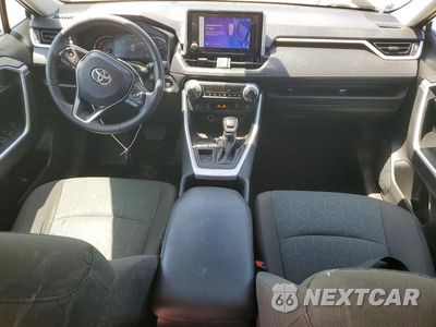 Zdjęcie 8 z 13 samochodu: 2023 TOYOTA RAV4 XLE VIN:2T3W1RFV1PW274540 - miniatura