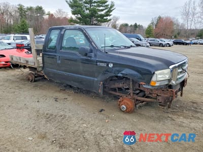 Czwarte zdjęcie samochodu z boku: 2003 FORD F-250 SUPER DUTY VIN:1FTNX21L03EC45863 - miniatura