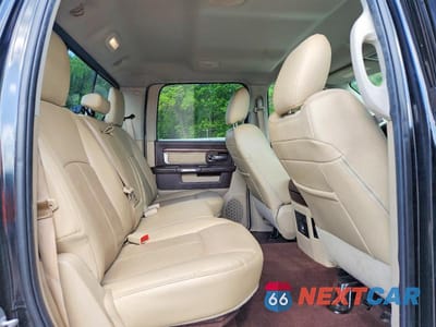 Zdjęcie 10 z 13 samochodu: 2018 RAM 1500 LARAMIE VIN:1C6RR6NT0JS143689 - miniatura