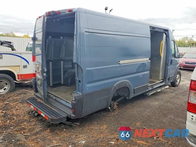Trzecie zdjęcie samochodu z tyłu: 2020 RAM PROMASTER - DELIVERY VAN VIN:3C6URVJG5LE129144 - miniatura