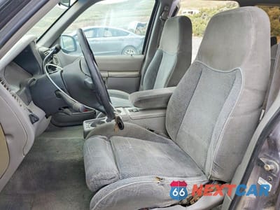 Zdjęcie 7 z 13 samochodu: 1996 FORD EXPLORER VIN:1FMDU34X0TZA79406 - miniatura