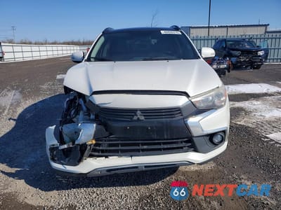 Piąte zdjęcie samochodu w środku: 2016 MITSUBISHI RVR VIN:JA4AJ4AW3GZ608686 - miniatura