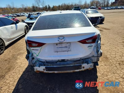 Zdjęcie 6 z 12 samochodu: 2015 MAZDA 3 TOURING VIN:3MZBM1V73FM235889 - miniatura