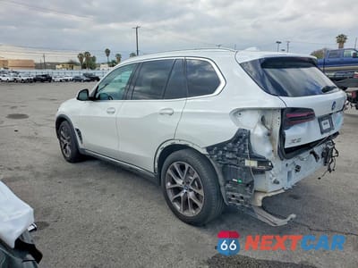 Drugie zdjęcie samochodu z przodu: 2024 BMW X5 XDRIVE50E VIN:5UX43EU09R9S27128 - miniatura