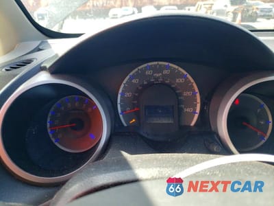 Zdjęcie 9 z 12 samochodu: 2012 HONDA FIT VIN:JHMGE8H33CC032617 - miniatura