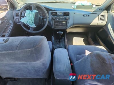 Zdjęcie 8 z 12 samochodu: 2000 HONDA ACCORD LX VIN:JHMCG5645YC028577 - miniatura
