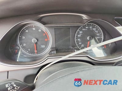 Zdjęcie 9 z 12 samochodu: 2014 AUDI A4 PREMIUM VIN:WAUAFAFLXEN009225 - miniatura