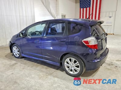 Drugie zdjęcie samochodu z przodu: 2010 HONDA FIT SPORT VIN:JHMGE8H47AC029385 - miniatura