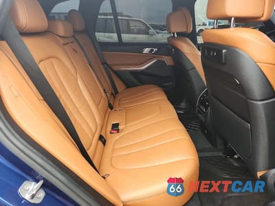 Zdjęcie 10 z 12 samochodu: 2019 BMW X5 XDRIVE50I VIN:5UXJU2C51KLN65997 - miniatura