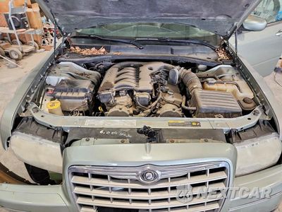 Zdjęcie 11 z 12 samochodu: 2005 CHRYSLER 300 TOURING VIN:2C3JA53G65H561401 - miniatura