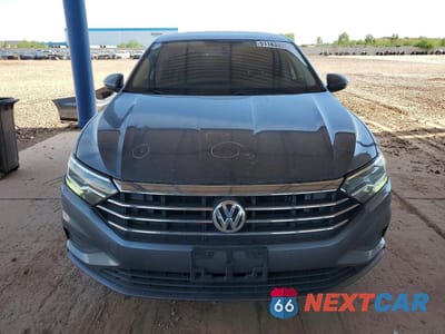 Piąte zdjęcie samochodu w środku: 2020 VOLKSWAGEN JETTA S VIN:3VWCB7BUXLM028967 - miniatura