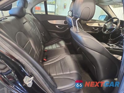 Zdjęcie 10 z 12 samochodu: 2016 MERCEDES-BENZ C 300 VIN:55SWF4JB4GU100421 - miniatura