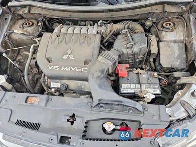 Zdjęcie 11 z 11 samochodu: 2015 MITSUBISHI OUTLANDER SE VIN:JA4JZ3AX0FZ602984 - miniatura