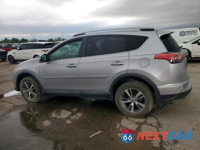 Drugie zdjęcie samochodu z przodu: 2017 TOYOTA RAV4 XLE VIN:2T3RFREVXHW690698 - miniatura