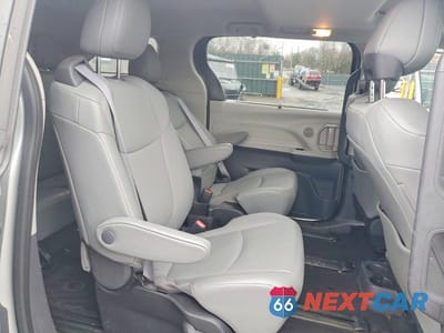 Zdjęcie 11 z 13 samochodu: 2023 TOYOTA SIENNA XLE 7-PASSENGER VIN:5TDYRKEC2PS143286 - miniatura