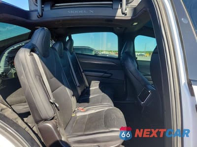 Zdjęcie 11 z 14 samochodu: 2023 TESLA MODEL X VIN:7SAXCAE51PF365026 - miniatura