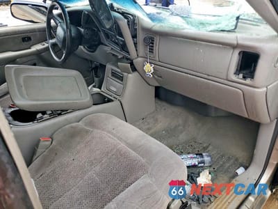 Zdjęcie 8 z 12 samochodu: 2000 CHEVROLET SILVERADO C2500 VIN:1GCGC29U2YE109162 - miniatura