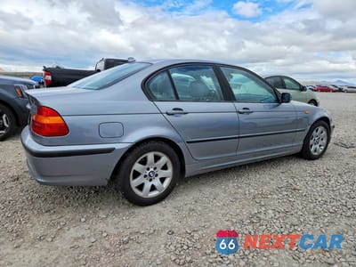 Trzecie zdjęcie samochodu z tyłu: 2004 BMW 325 IS SULEV VIN:WBAAZ33474KP84811 - miniatura