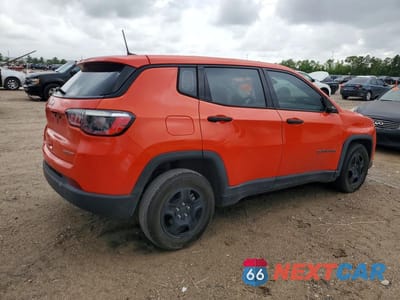 Trzecie zdjęcie samochodu z tyłu: 2021 JEEP COMPASS SPORT VIN:3C4NJCAB6MT552907 - miniatura