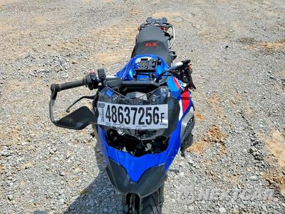 Piąte zdjęcie samochodu w środku: 2024 BMW F800 GS VIN:WB10K5300R6J55478 - miniatura