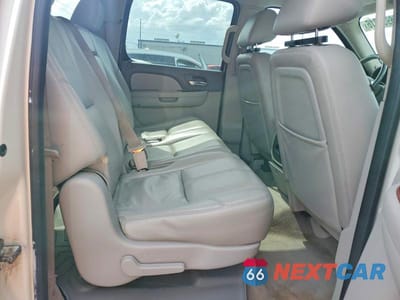 Zdjęcie 11 z 12 samochodu: 2012 GMC YUKON XL K1500 SLT VIN:1GKS2KE78CR111226 - miniatura